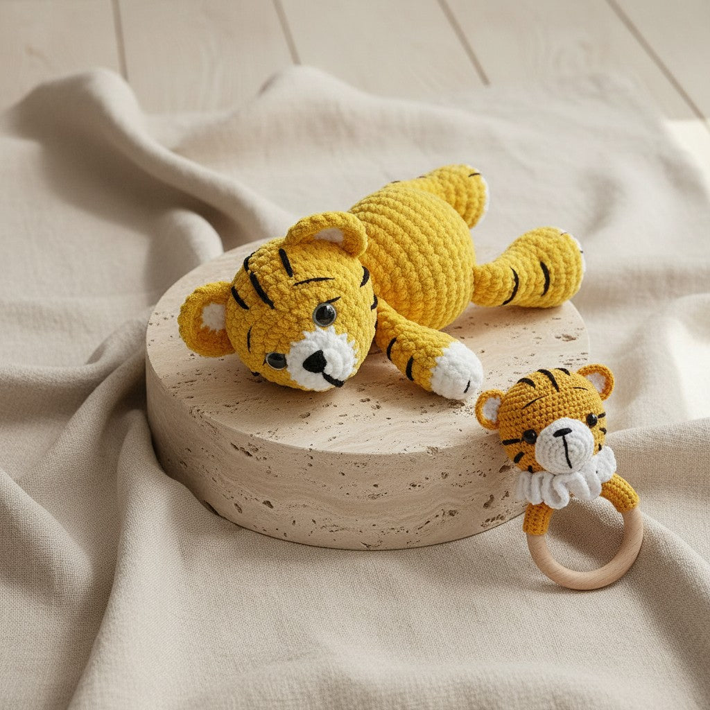 Nuvinokids Handgehaakte Tijger Knuffel & Bijtring Set van 100% Katoen