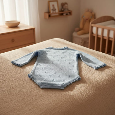 Nuvinokids® Gebreide Baby Romper Floral Sky Blue