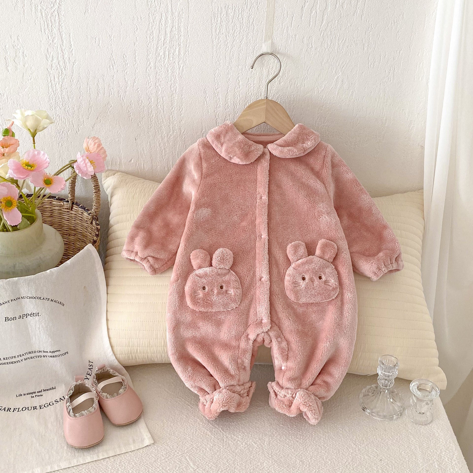 Winter Arrival Baby Girls Cute Rabbits Pattern Warm Double-sided Fleece Rompers-0